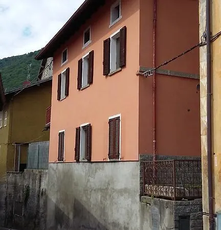 Apartment Casa Giovio Castiglione dʼIntelvi