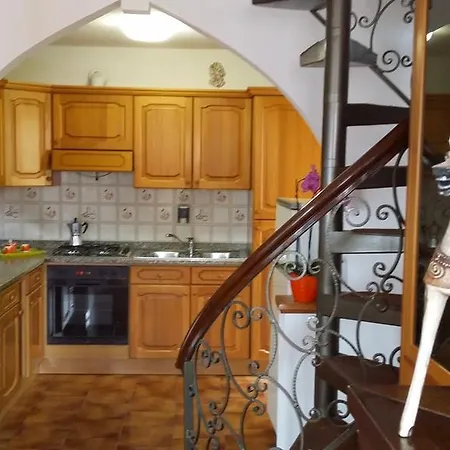 Casa Giovio Castiglione dʼIntelvi